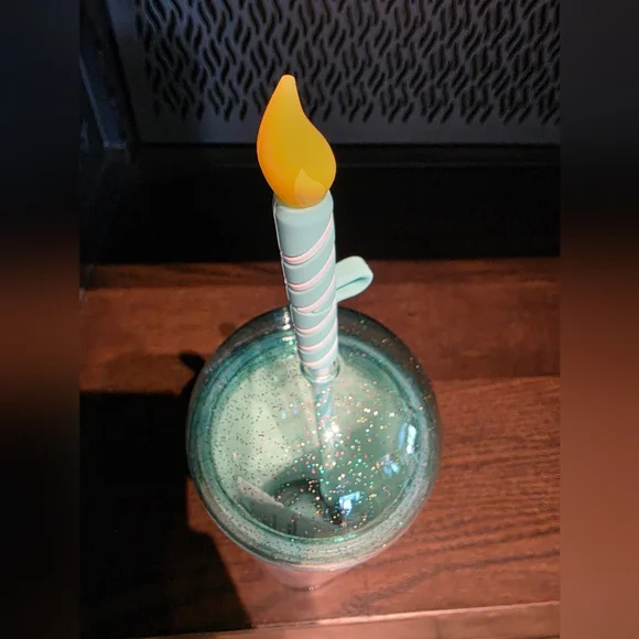 Starbucks Birthday Cup with Candle Straw Topper - Picture 4 of 7